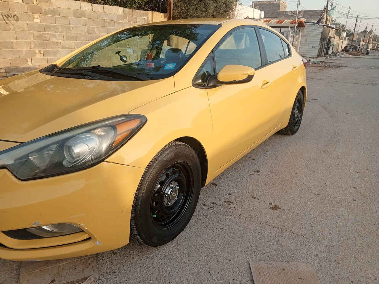 سلام عليكم فورتي 2015 البيع مكفول اليبل واحد مابدل ***********
