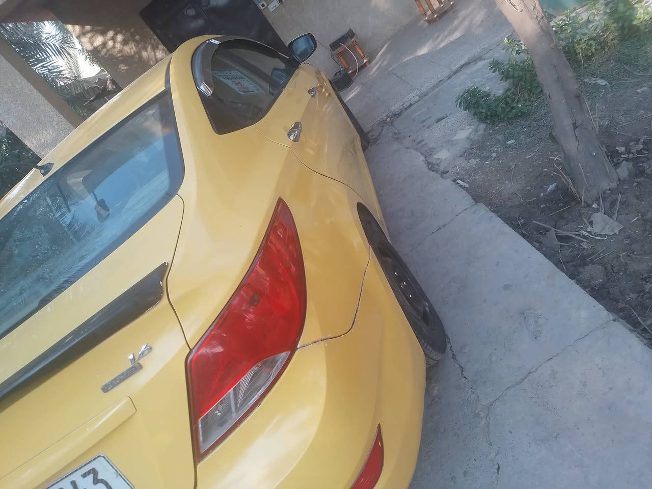 السلام عليكم
اكسنت خليجي  موديل ١٦ رقم بغداد انكليزي  بسمي  كير  وحرك جيد جدا  السعر  ٨٩ رقم موبايل  ***********
