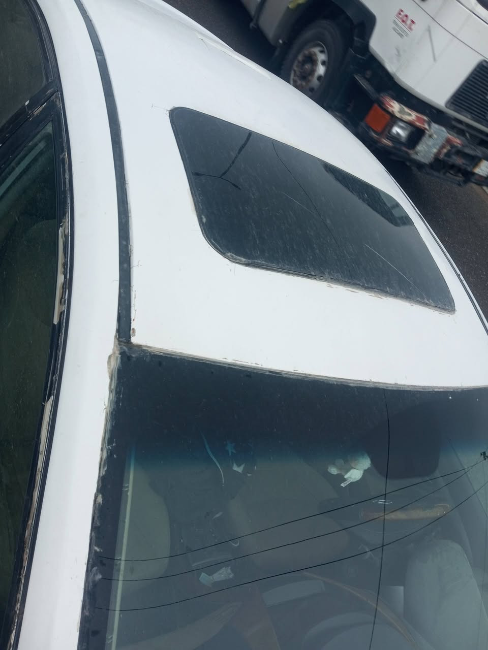 السعر النهائي ( ٧٧ ورقه) النترا موديل ٢٠١٤ خليجي متجايه (مصبوغه عام ابيع مكلوبه ابيع مكلوبه)(متعهد كص وشواصي وتحويل) كير مكينه لاتنقيص ولاتبخير. فقط اول ما شغل صوت راجز ويختفي بلدهن  مكينه متعهد 
تبريد فريز كامل شتده نضيف جدا شغال 
اربعه ويل كب حديث (مكاني بابل مسيب ***********)
مري شفط 
داخل كشنات بلاد 
سياره يرادلهه حمام
