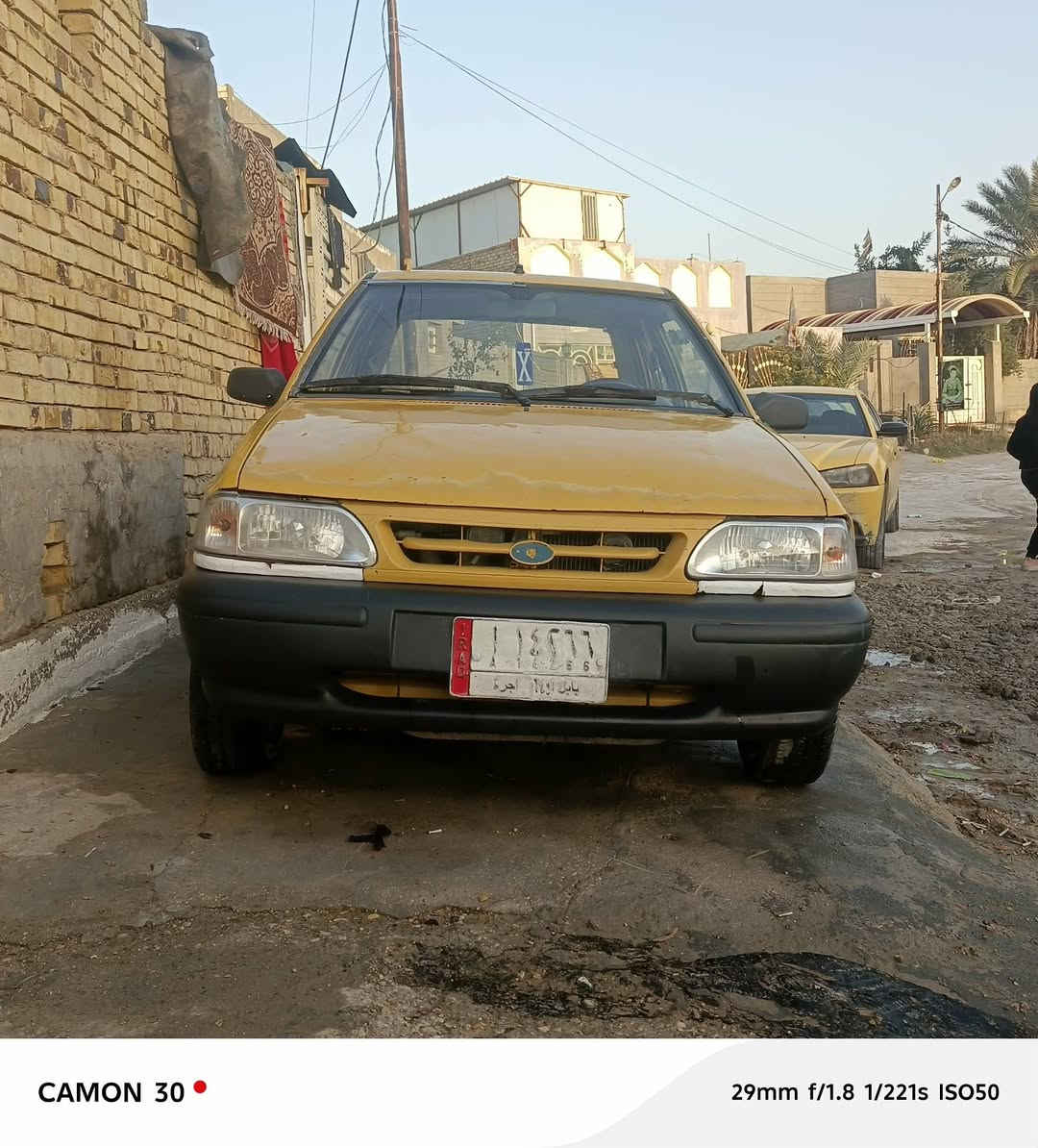 سايبه مديل11نضافه فول كير ومكينه شرط تخم تايرات كرهباءيات جاهزه ماتحطلك الف عليها حداديه80/100سياره حلوه ونضيفه *********** ما متواجد عل فيس نجف كوفه شارع المعمل
