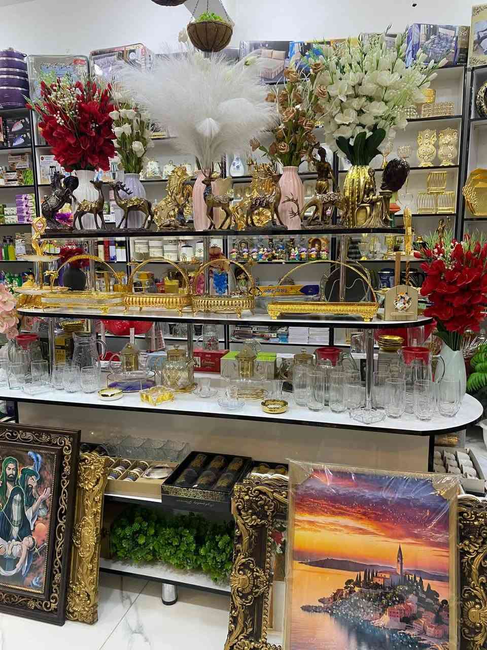 غراض منزليه هدايا وورود بسعر الجمله القديم للاستفسار اتصل على الرقم  ***********
