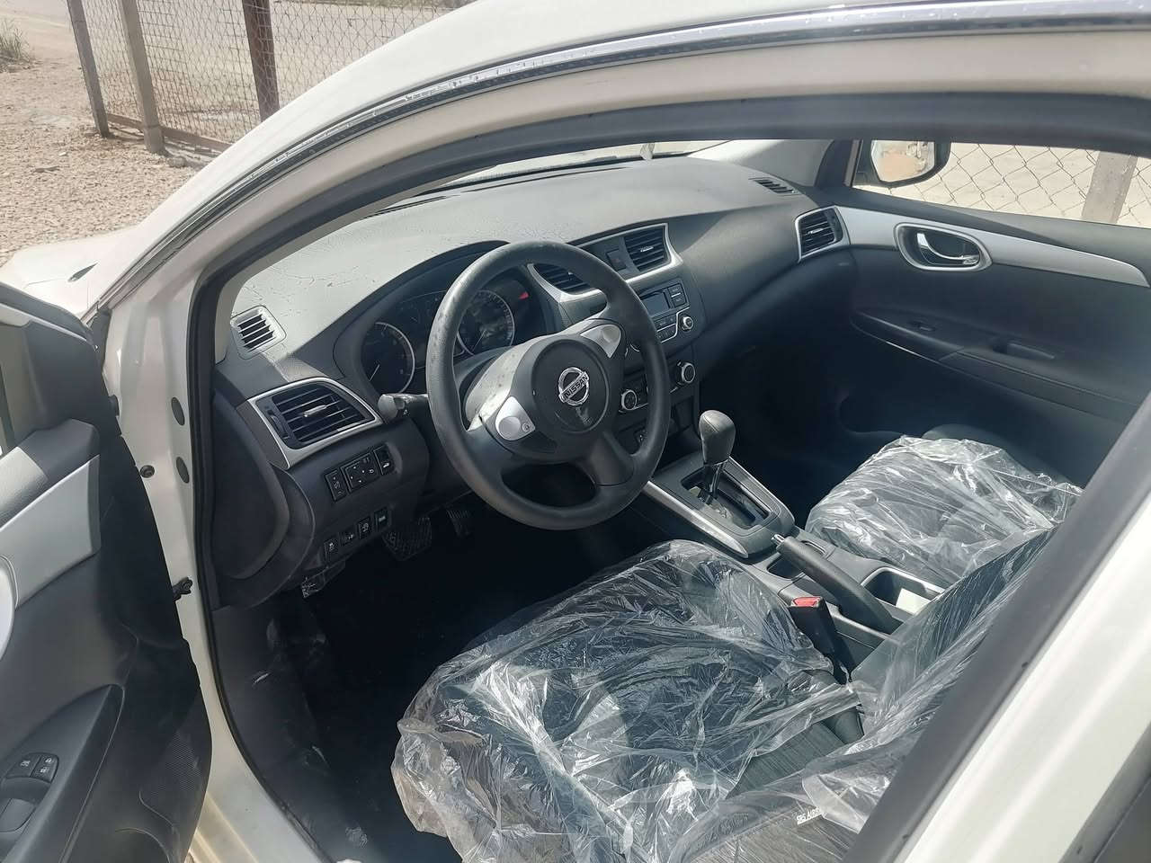 نيسان سنترا موديل ٢٤ ماشيه الفين زيرو كفاله عامه بعدهي بدهنت الشركه رقم أربيل انكليزي بأسم الشركه مكينه ١٦٠٠ تبريد قطعتين السعر 128بي مجال *********** بي واتساب
