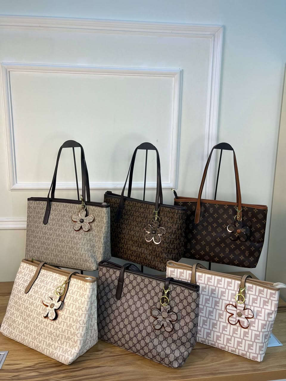 حقائب ماستر كوالتي عالي متوفر جملة فقط اقل طلب نص درزن


**إذا كنت صاحب هذا الإعلان وتريد حذفه لأي سبب، رجاءا أرسل رسالة إلى الدعم الفني**