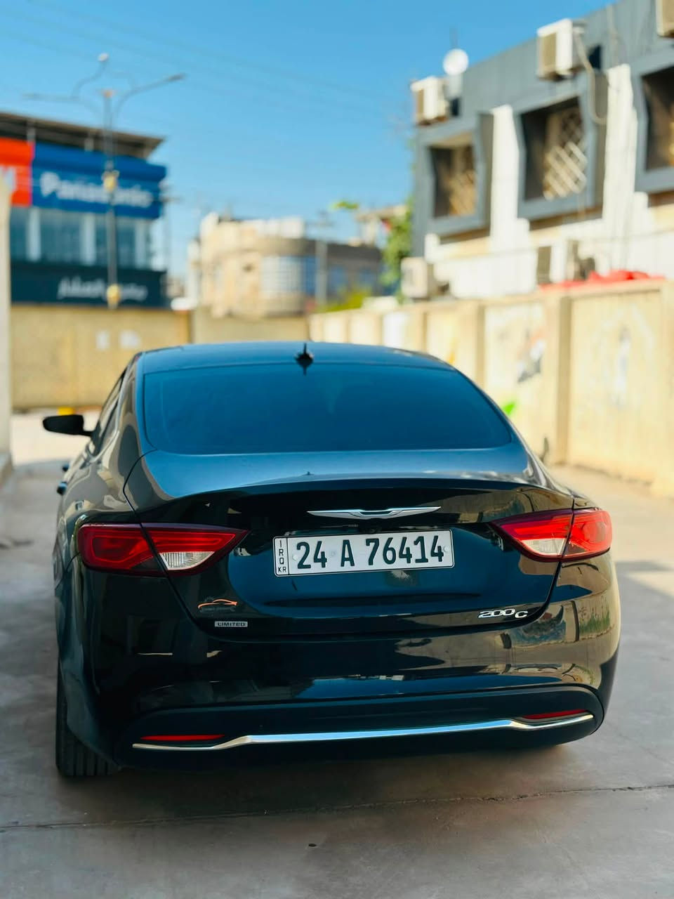اتحده البصره بنظافتها
اخوان 200c مديل 16  موصفات السياره  مكينه 2400
LlMlTED  سياره بانوراما شاشه كبيره كشنات كهربائيه ستيرن تدفئه كشنات تدفئه تبريد قطعتين مثبت سرعه  
سياره بيها جاملغ وراجع بارد بدون صبغ 
سياره جاهزه هزه وفحص وسنويه باسمي انا سنويه تخلص 2031  تريد تحول وكاله جاهز. 
مكان سياره بصره 
***********
