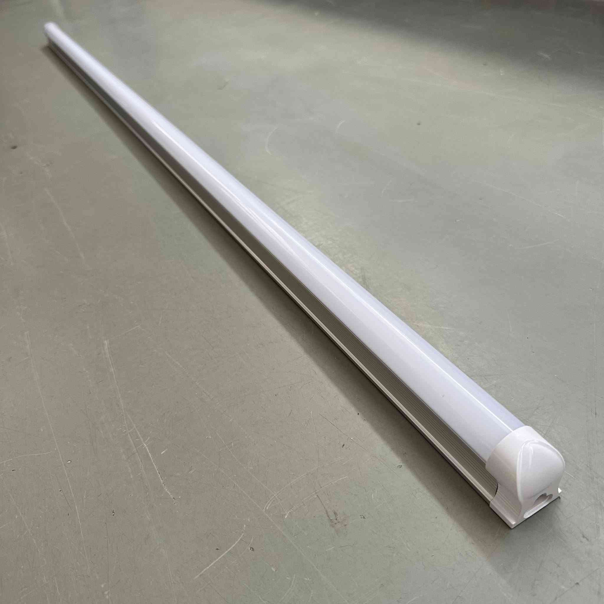 #LED #t8 #light #T5


**إذا كنت صاحب هذا الإعلان وتريد حذفه لأي سبب، رجاءا أرسل رسالة إلى الدعم الفني**