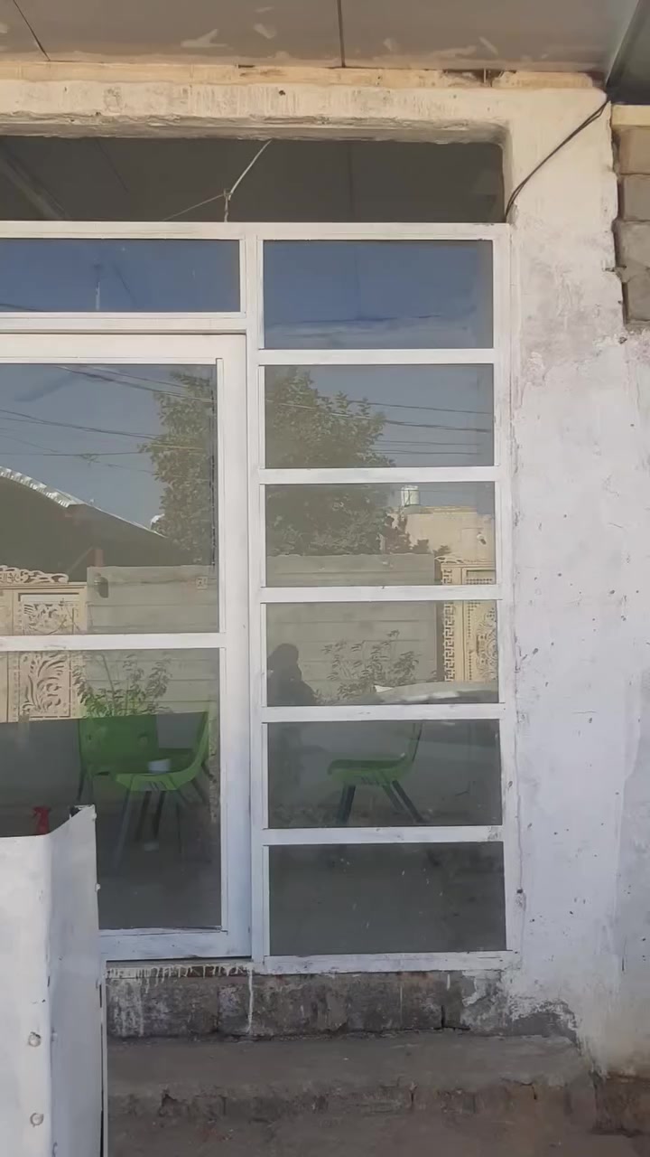 متاح  واجهت محل  ***********
