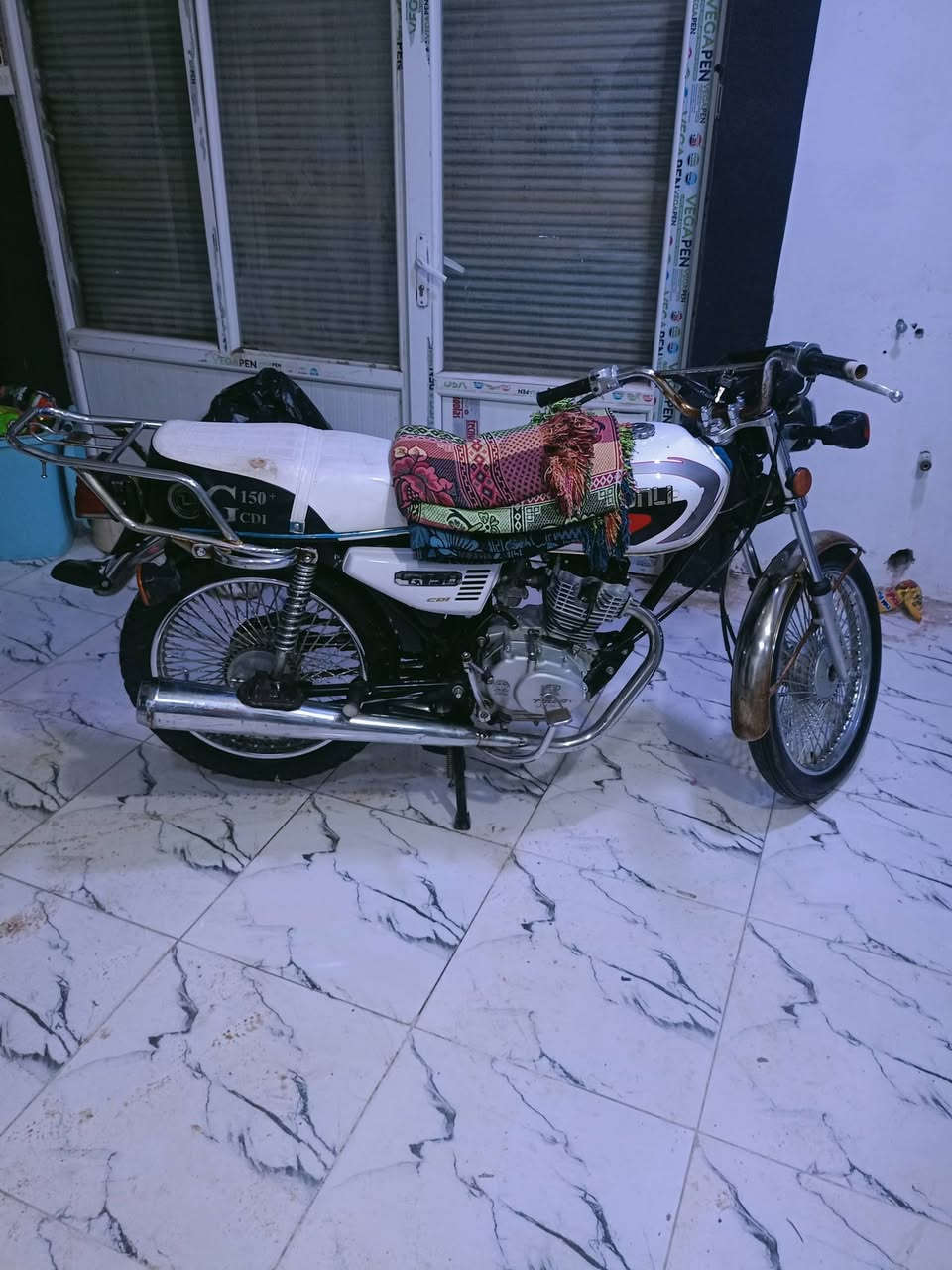 سلام عليكم درجه للبيع موديل 2020 مكينه ما مفتوح شرط تايكر السعر 500 وبيه مجال الرقم *********** وبيه وتساب
