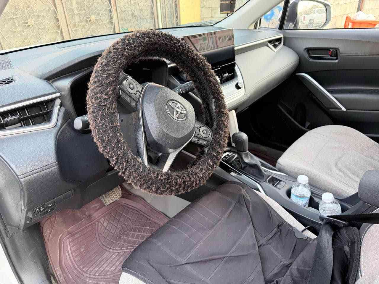 toyota frontlander 2024 Hev
سەیارەیەکی زۆر پاک و بێ کێشەیە هیچی نیە 
42هەزار رۆیشتووە نرخی 190 و مەجالێکی تێدایە.
*********** أربيل, العراق
