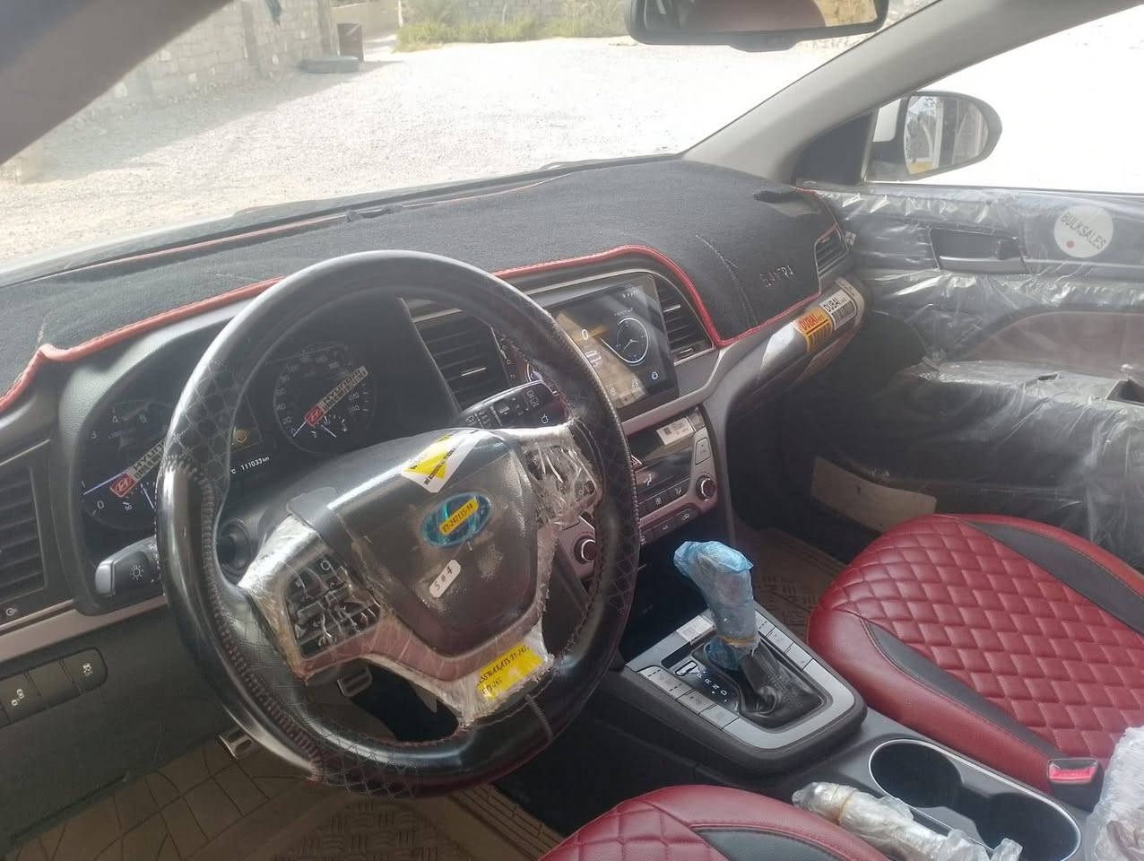 الانتره للبيع موديل 17ايرانيه فول مواصفات ماشيه 140السعر 165مكان رمادي خمسه كيلو رقم بغداد الجديد ***********
