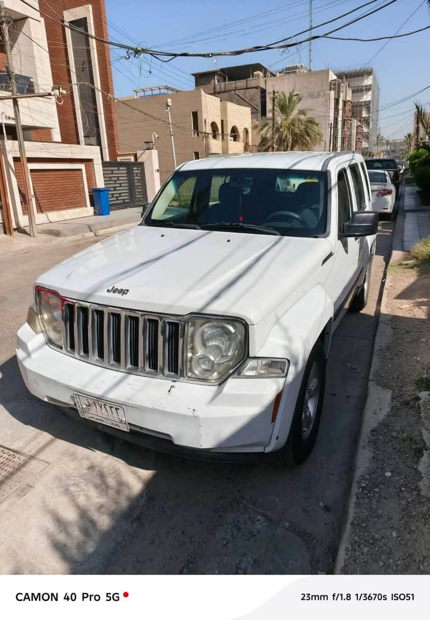 جيب لبرتي موديل ١٢ ماشية ٩٨ الف ميل حادثها موضح بالصور بأسمي تحويل مباشر العنوان بغداد 
١٠٥٠٠$ وبيها مجال 
***********
