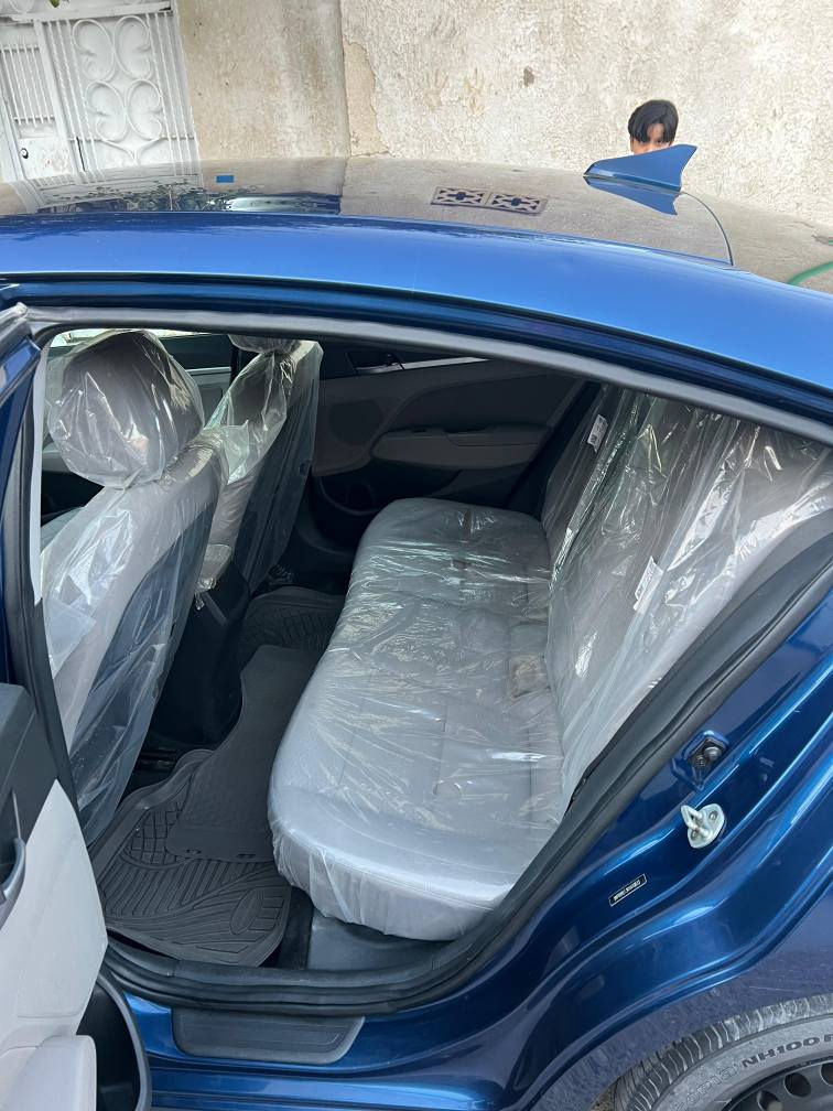 السلام عليكم للبيع النترا 2019 امريكي 
مكينة 2000 دوش وضع شركة ماممدود عليها صبانة
كير مكفول وضع شركة ماممدود علية صبانة
ماشية 100 حقيقي شرط
تبريد ثلج ❄🧊+ تدفئة 🔥
موصفات السيارة

 
 
3 نظام ترحيب عند الاقتراب من السيارة وفتح الجنطة
4 تبريد منفصل مناخين + تبريد ابيانو
5 فول تحكمات استيرن + نظام قفل السرعة + حاكية 
6 شاشة اعطال
7 شاشة مسجل + كامرة 360 درجة دوارة
8 تدفئة بل كشنات
9 نظام ايكو ECO اقتصادي + نظام sport رياضي
10 رادار بل مرئي الجانبية + رادار خلفي
11 نظام ABC + نظام مانع انزلاق 
12 لد امامي نهارئي + ليلي بل دعامية + منظومة LED
13 4 نظام دسك امامي + خلفي
 
(ليبل واحد ماعدة البنيد مبدل   الجاملغ صبغ الامامي ) 
بسمي سنوية + رقم + هزة جديدة سنويه لل31 
مكاني بصره
السعر 122 وبيها مجال للطيبين واني اسف على الاطالة
***********
