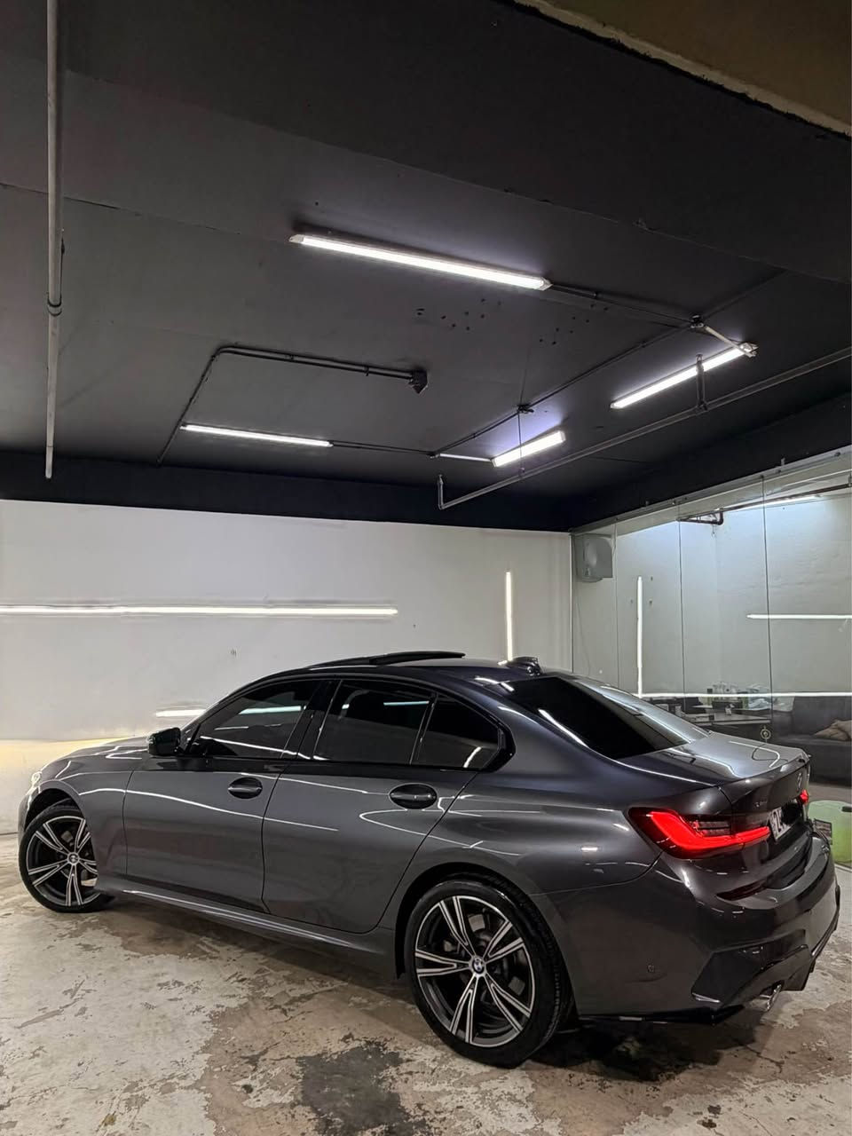 Bmw 330 XI 2022
45,000 mile
حادثها كلش خفيف مكان لايت ربع بنيد و راس جملغ بدون دواخل بجم كبس سيارة حيل نظيفة و حلوة 

داخل احمر بلادي 

صندوق شفت

دشبول: الكتروني/ليد

المقاعد: جلد /هيتر/خزن

ستيرن هيتر

لايتات متحرك

نضام وايرلس carplay

رادارات و حساس 360 درجة

رادار خط شارع

محرك و كهربائيات و گير كل بشرط دهوك, العراق


**إذا كنت صاحب هذا الإعلان وتريد حذفه لأي سبب، رجاءا أرسل رسالة إلى الدعم الفني**