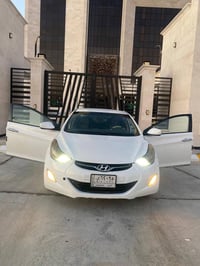 النترا • ٢٠١٢ • مكينة ١٨٠٠