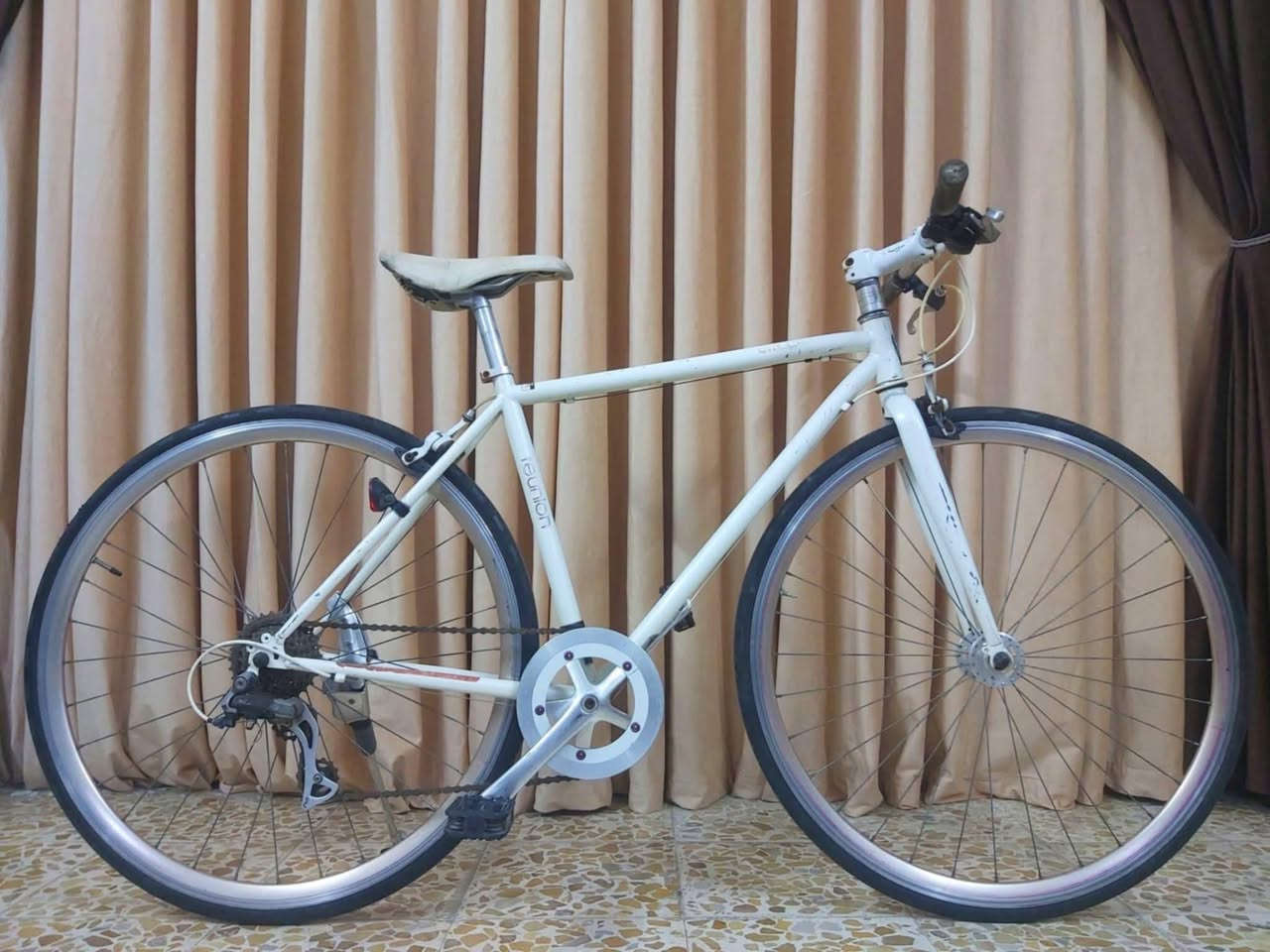 دراجه نوع C700 ماركه reunion ياباني وضع رمبه 

نضافه 90%

سعر 100 وبي مجال 

((العنوان / بغداد مدينه /الصدر)) رقم الهاتف  ***********
