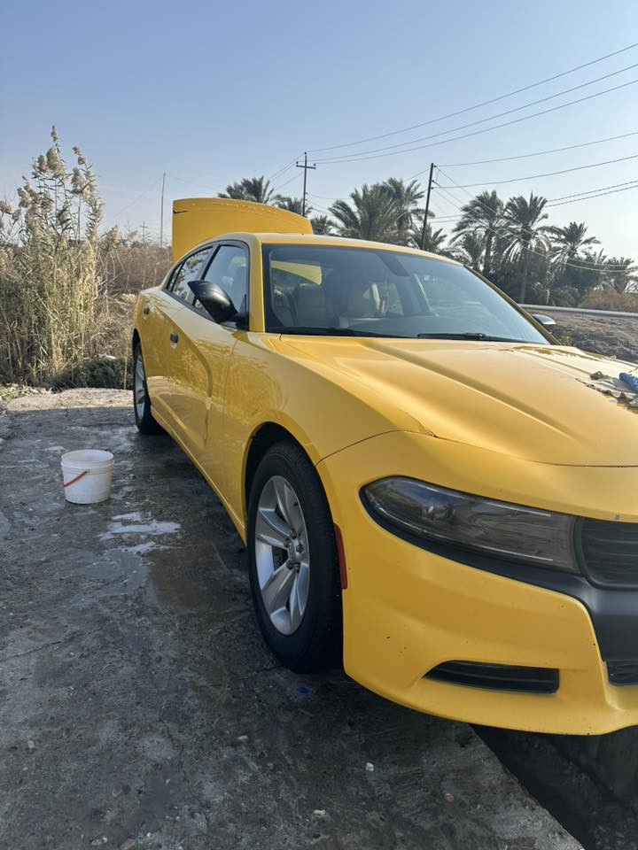 سلام عليكم 
دوج جارجر وارد أمريكي موديل ١٩ اصل 
رقم ذي قار أجره 
السيارة تقرير تعمل او تسير 
سعره 225 او بيه مجال للطيبين 
مكاني ناصريه  سوق الشيوخ 
رقمي ***********
