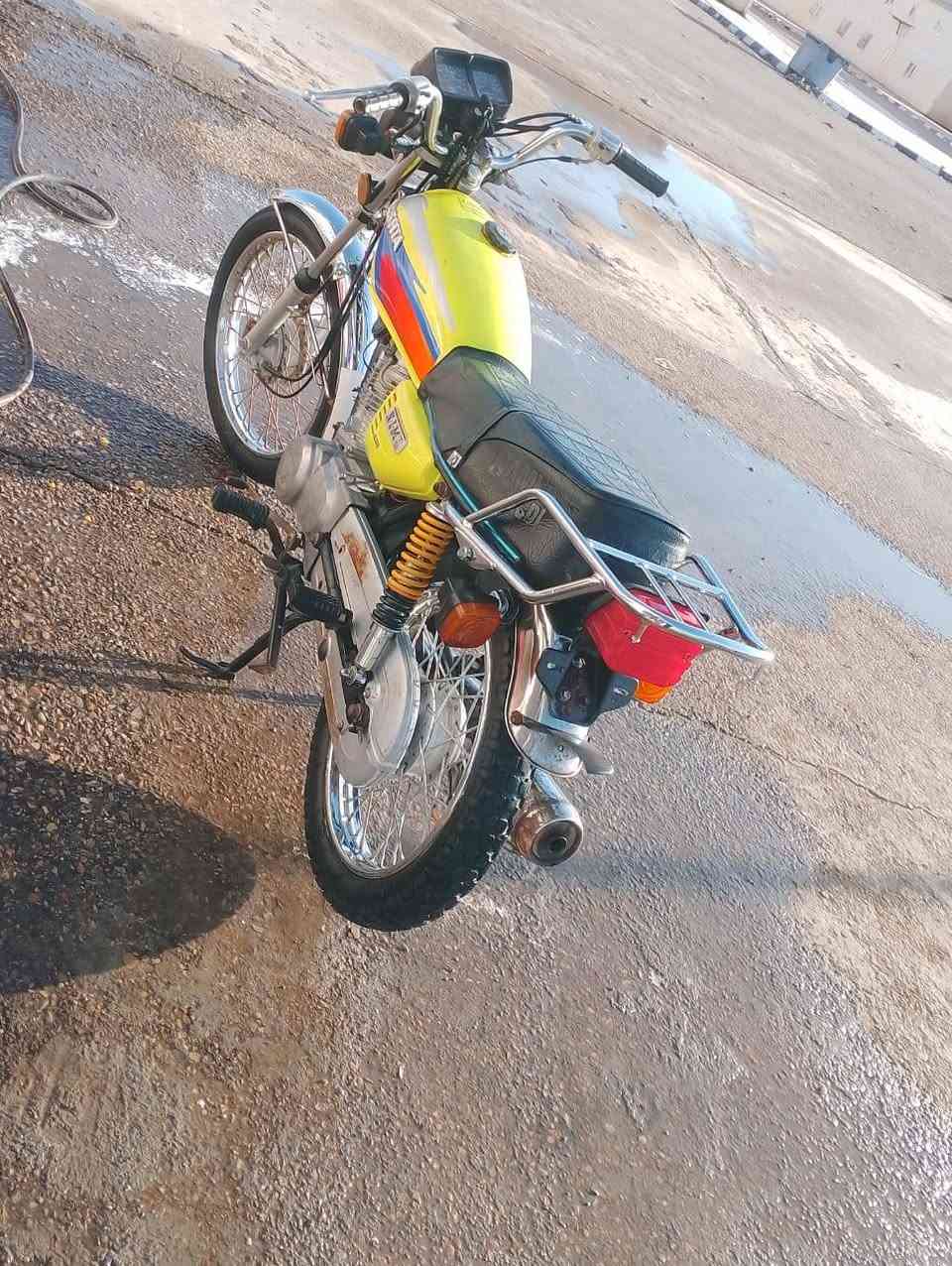 سلام عليكم اربعة كير للبيع موديل 15 كهربيات كلهة شغالة خير من الله دراجة شلعة ومعدل دراجة نضيفة وحلوة سعر 500 وبيهة مجال مكاني كوت واسط خاص مفتوح *********** فقط وتساب
