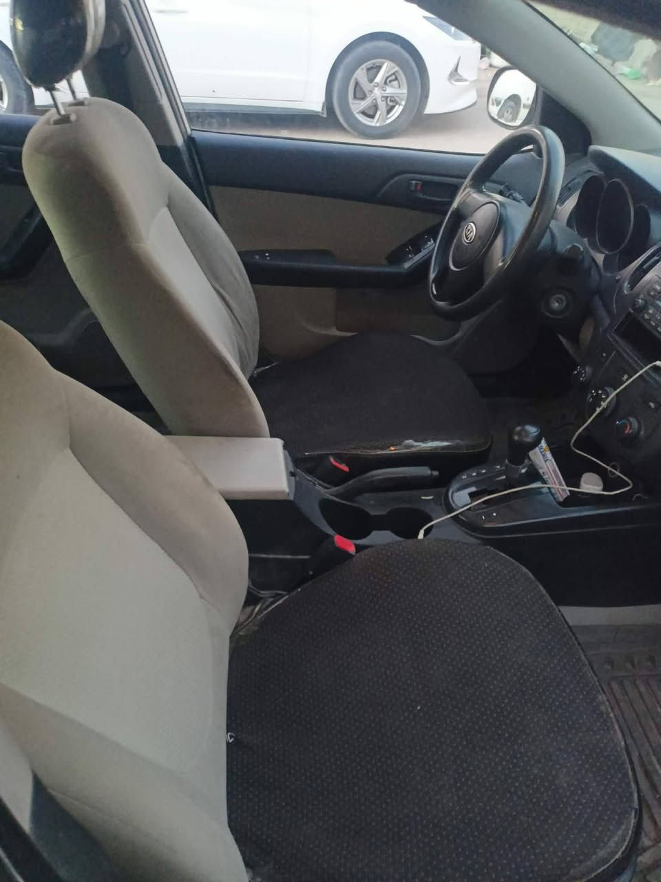 سيراتوا متوم شمالي موديل 10محرك كير حداديه تايرتات تبريد تدفئه كهربائيات كله شغاله  1600كص جنطه 
السعر 40 وترهم مراوس مكان السياره كربلاء المقدسة 
للاتصال وبي وتساب 
***********
