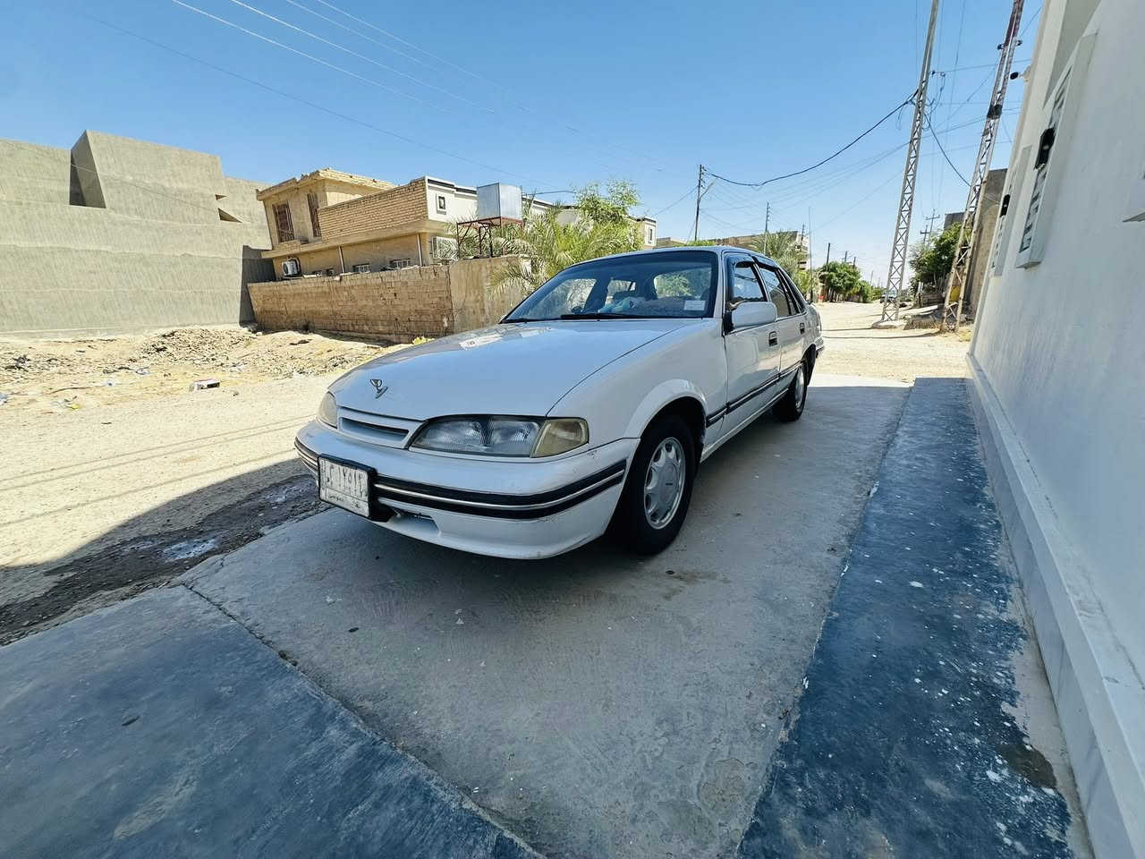 �🔥 للبيع دايو برنس موديل 1995 🔥🚘

▪️ اللون: أبيض 🤍
▪️ رقم بغداد 🏙️
▪️ السيارة جاهزة✔️
▪️ كهربائيات كاملة ✔️
▪️ سنتر لوك ✔️
▪️ التبريد شغال وممتاز، يحتاج غاز فقط ❄️
▪️ المحرك شرط وشغال بصورة ممتازة 🔧
▪️ محرك مفتوح المرغوب ✔️
▪️ سيارة تخم تاير جديد صدر أمامي وخلفي جديد شرط تفحص والسيارة جاهزة على اخر حبة 

💰 السعر: 38 $وبيه مجال 

📞 للاستفسار ***********.
