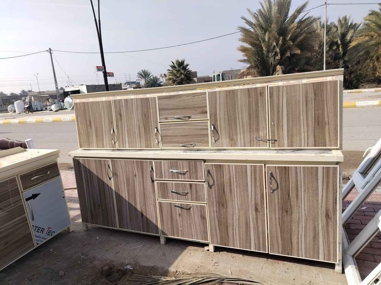 سلام عليكم يوجد كاونترات وسنكات  مستخدم للبيع في قضاء الرمانه الأسعار جدأ مناسبه الاستفسار على هاذه الرقم *********** بي واتساب مفتوح
