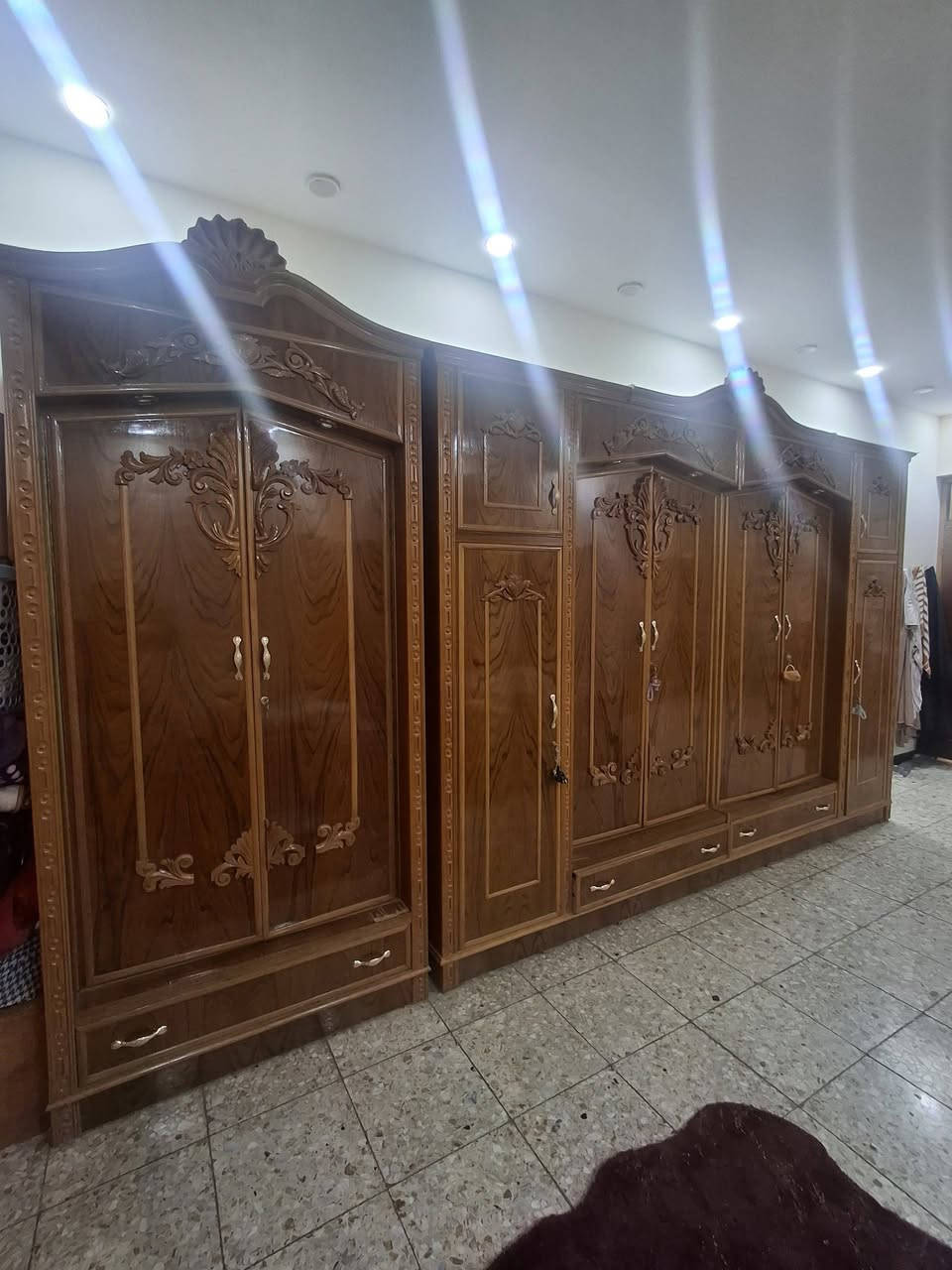غرفه نوم موديل المسرح بعدها جديده شخط مابيها تفاصيل بالخاص مفصلها ب3,600
اريدها مليون 600  قفل جربايه وياها كذلك مسرح ضخمه خمسه ملم ضهر جرجوبه داخل وخارج صاج 
بلحقيقه انظف عنوان بغداد


**إذا كنت صاحب هذا الإعلان وتريد حذفه لأي سبب، رجاءا أرسل رسالة إلى الدعم الفني**