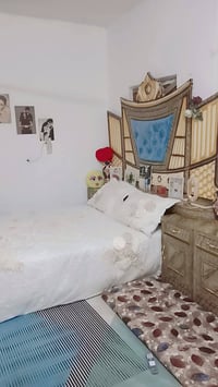 غرفه نضيفه للبيع سعرهه 850             07721956371