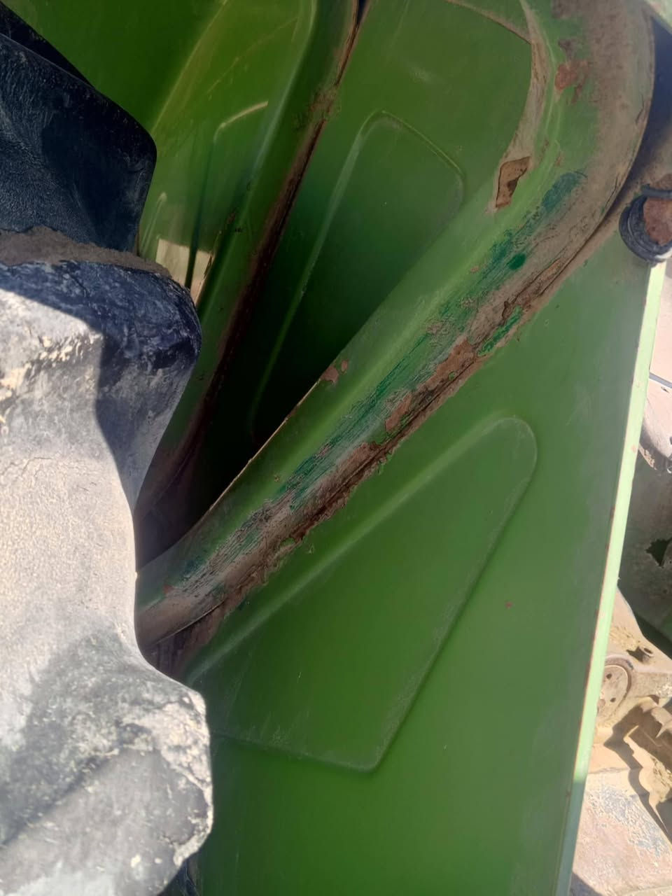 البيع مكينه سيرت موديل 2000 اوراق كفاله كير محرك كشر جاهزه العمل مكان واسط السعر6ونص  ***********
