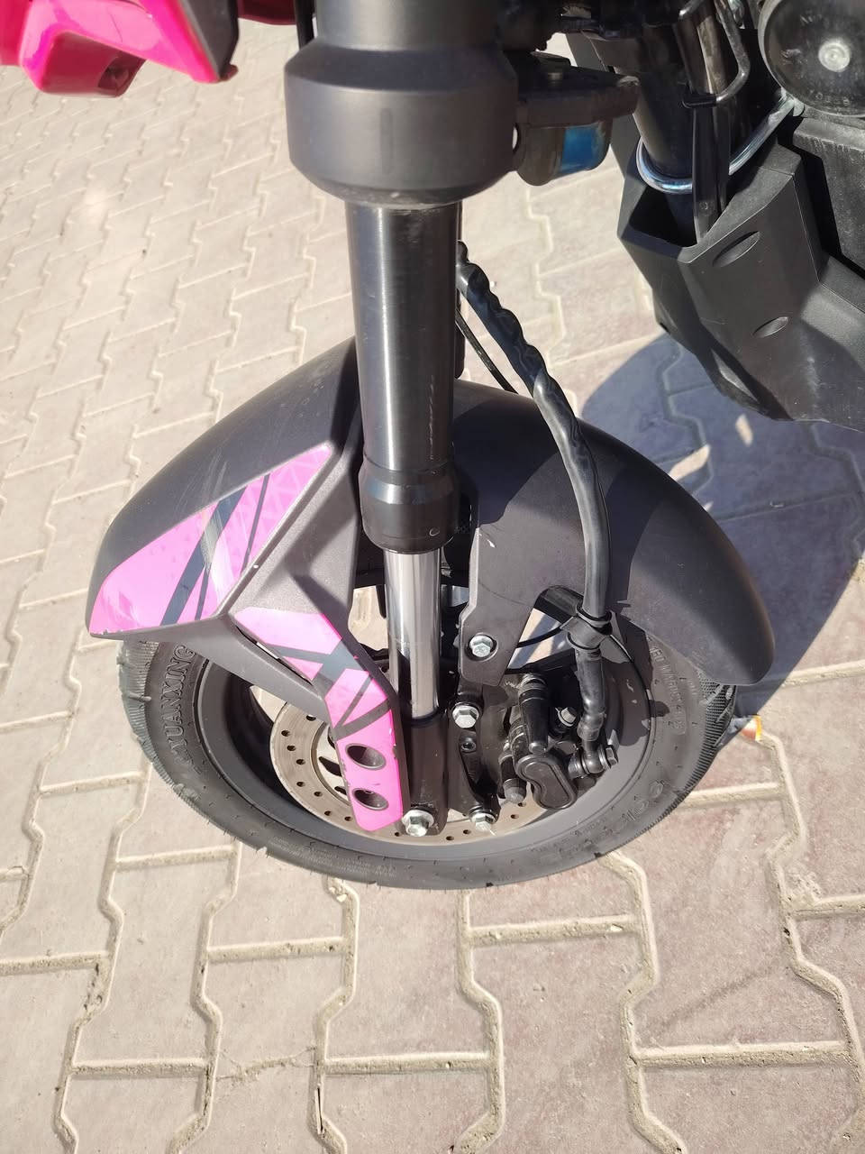 السلام عليكم استاذي دراجه ميني اكس ار كي 150cc مرقمه
ماشيه 4500 وقابله لزايده
دهن وبانزين محسن
دراجه بعدها بحاله الوكاله واخت الجديده
بعدها ب اسم الشركه
سعرها 2200 قفل
***********
ممتواجد ع فيس اتصل وادلل
