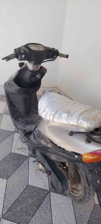 دراجه بيجو مابيه شي حلوه سعره175رقم 07859863167