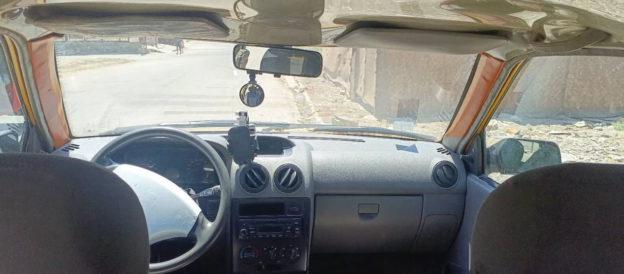 السلام عليكم اخوان سايبا موديل ١٢ للبيع شرط التحويل
نقصها مشط ستيرن فقط 
تبريد شغال مكينه لا تنقيص ولا تبخير
مكاني بغداد بوب الشام قرب معمل الغاز 
رقم بي وات ساب *********** 
السعر ٢٥ ورقه
