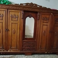 للبيع السعر 500 وبيها مجال العنوان بغداد الدوره 07726317554