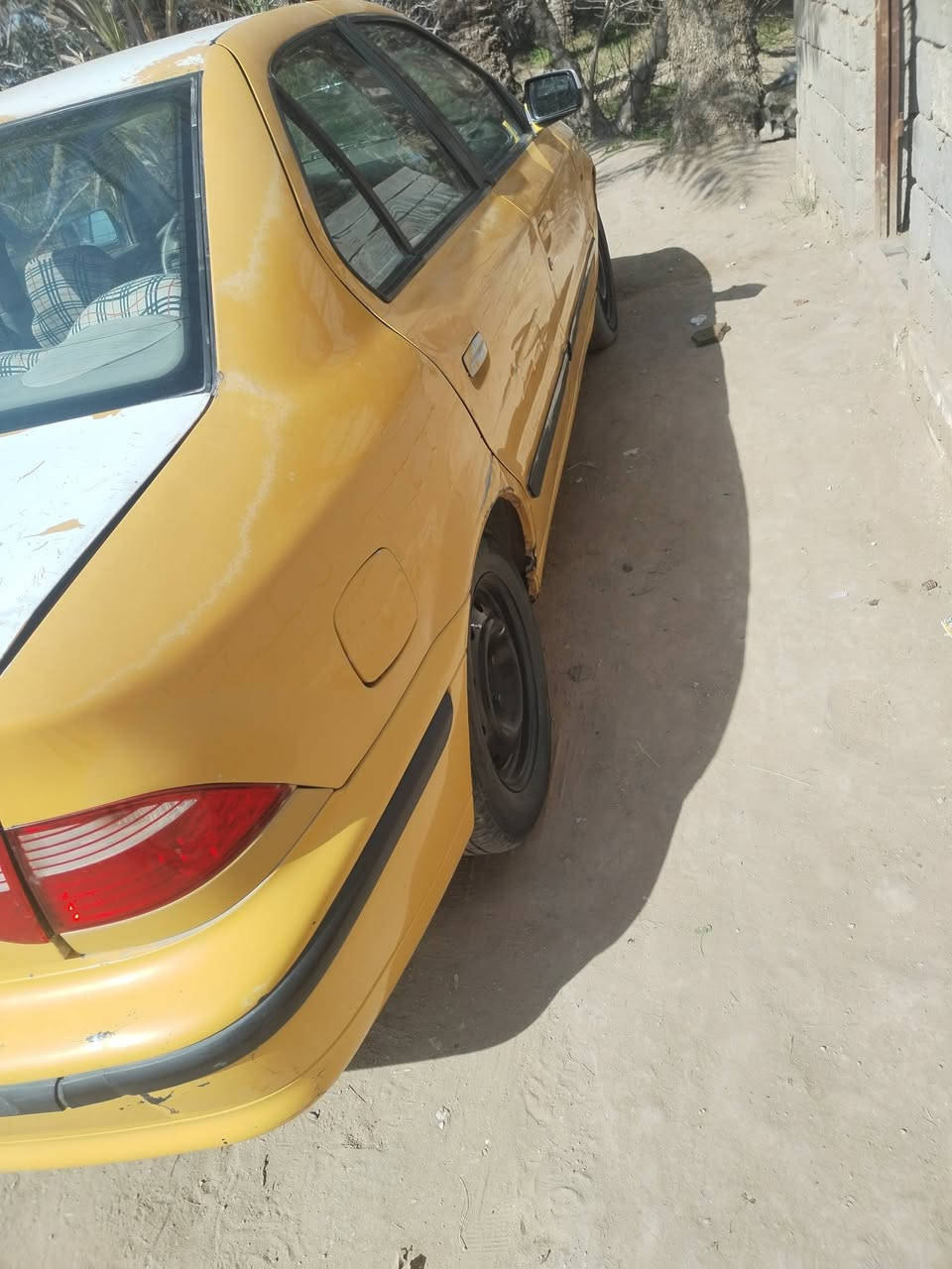 سلام عليكم سمند سورن موديل 2011سياره حلوه شوف العين رقم بابل صدر امامي خلفي جديد ستوني شاده محرك بي بخار سعر 25مصفره هياء وغرامات ***********بي وتساب
