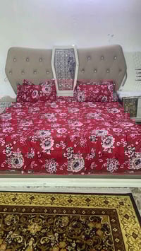 سرير • جميل • شارع الضريبه