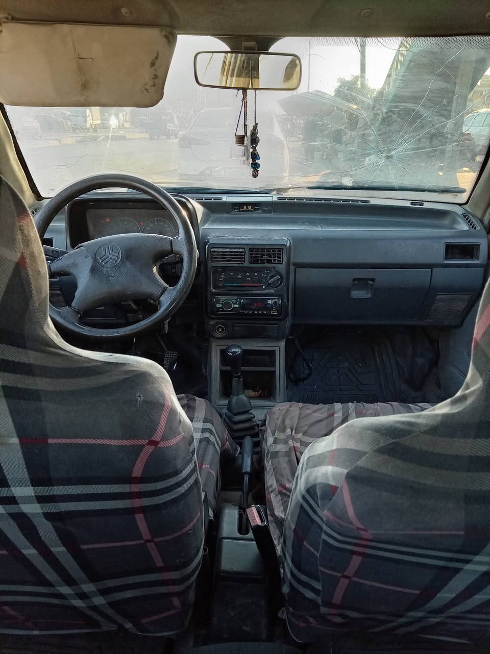 سلام عليكم سايبه لابيع مودل 2011رقم نجف لاماني وسنويه صاقطه ب, 2016 ما مسجله بل هيئه بيع كميت حديد السعر12وره وبين مجال الستفسارعن هذه لاقم ***********متوجد ع خط وليس عله فيس
