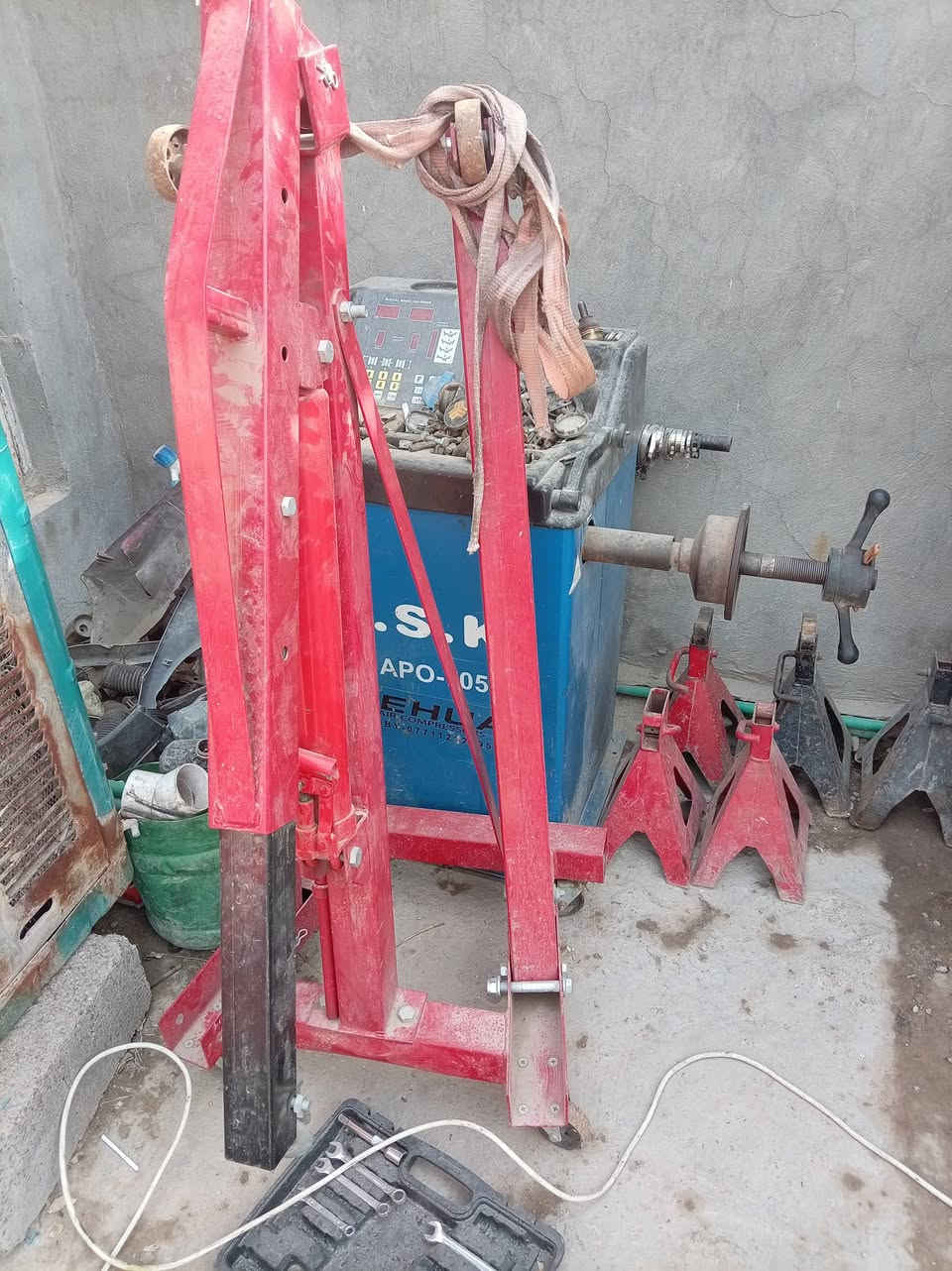 عدة حدادة سيارات كاملة للبيع ***********/***********
