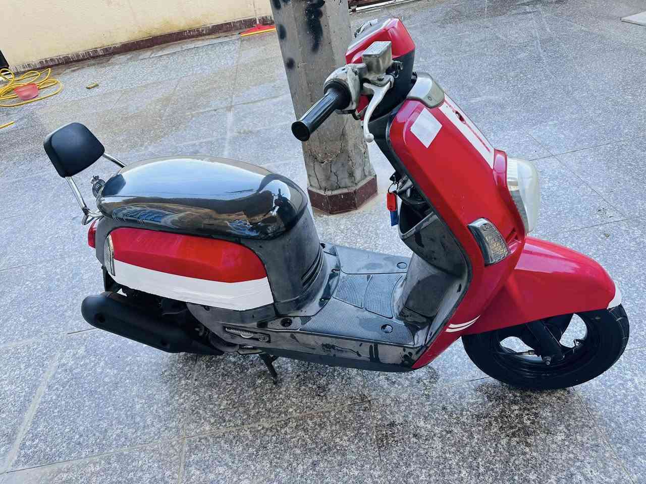 دراجه ماكس بوليسي كابريته للبيع موديل 2013
الدراجه مامفتوحه إذا شراي للستفسار اتصل على الرقم ***********
