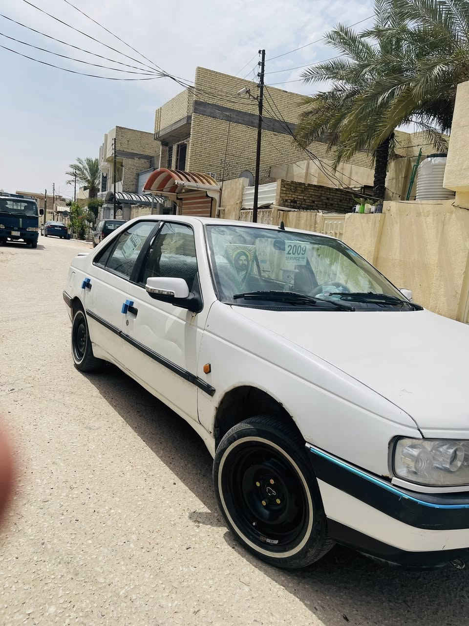 السلام عليكم  بيجو 405
كفاله عامه كير ومكينه فرنسي ستوني مصعده 
تبريد ثلج رقم نجف انكليزي بسمي مشروع وطني 
مكان السياره نجف رقم ***********
السعر 33 وبيها مجال
