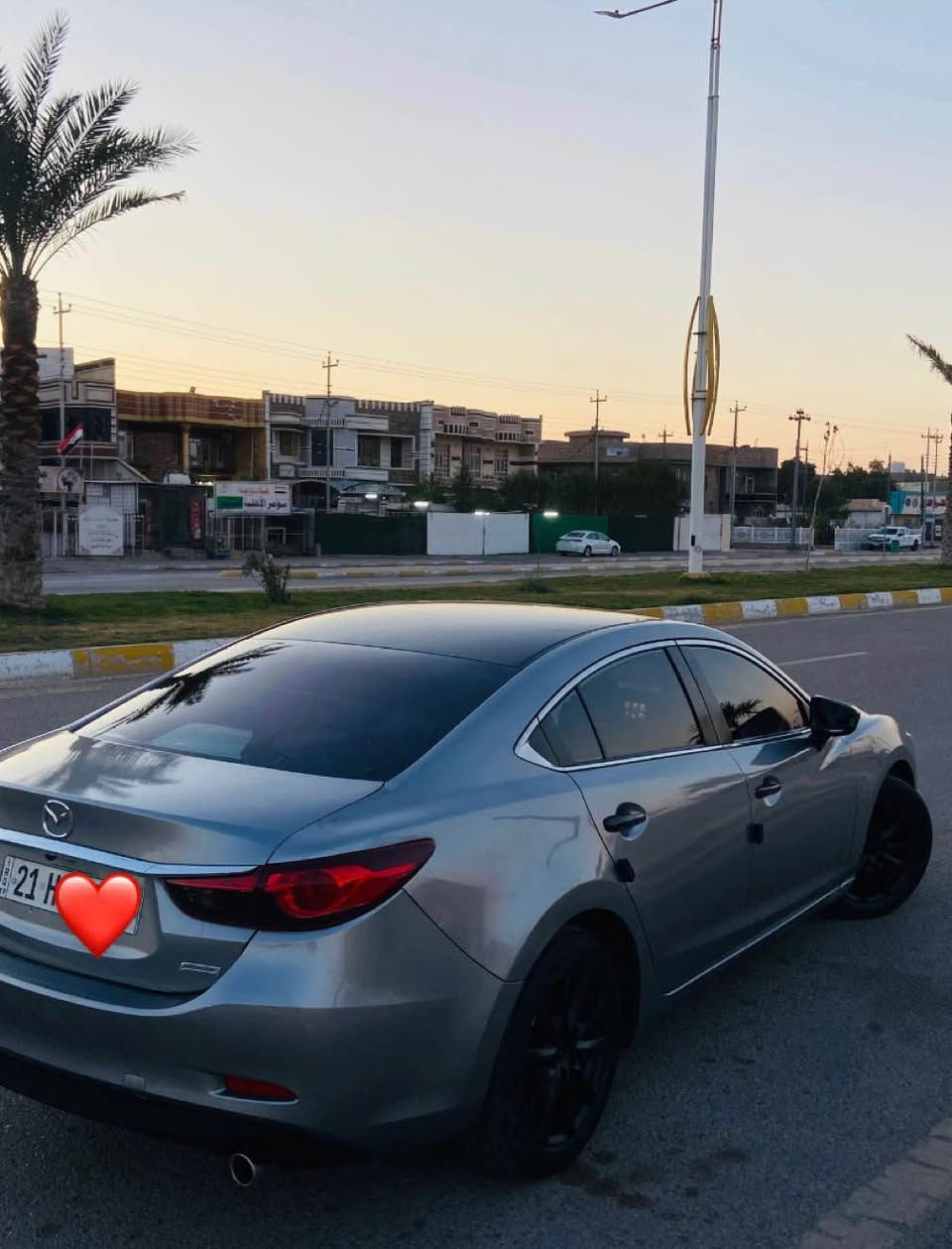 سلام عليكم 
سياره مازده 6 
ياباني خليجي2015
4 سلندر محرك 2.5 
بيها قطعتين صبغ 
محرك صدر كير كله 
كفاله شاشه كامره 
تبريد ثلج 
السياره كلش جديده 
وأحلى من الصور 
رقم السليمانيه 
الجديد سنويه ما ساقطه 
رقم الهاتف ***********
مكان السياره الفلوجه 
السعر 120 بيع او مراوس الفلوجة, الأنبار
