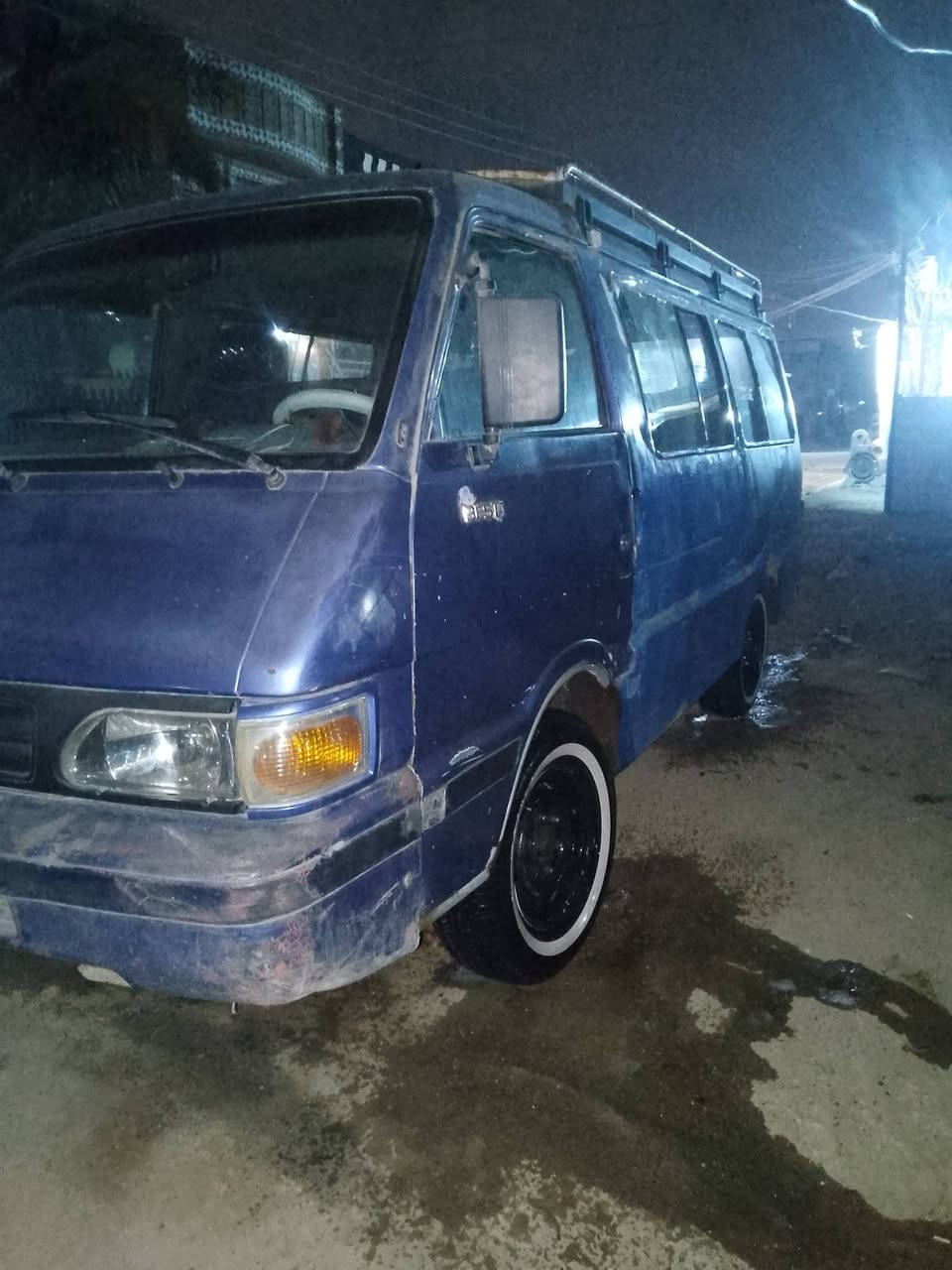 سلام عليكم عندي كية بسنة للبيعبيهة خيط تبخير تخم تاير حدادية صدر سعر 45 رقم اثير ***********
