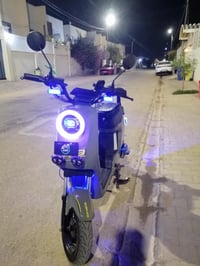 R9 موديل ٢٠٢٥ • ٥ بطاريات • بصمة عن بعد