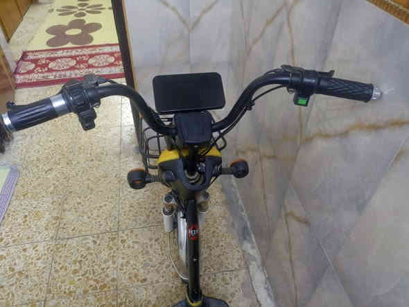 للبيع دراجه شحن شركهHIS بطاريات جدد عقل جديد كهربائيات جدد السعر 180 وبيه مجال واتساب ***********
