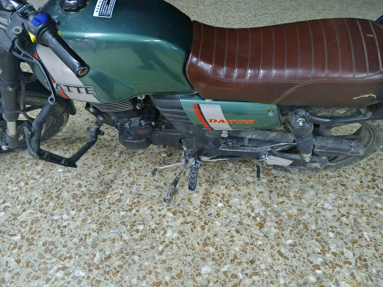 العنوان بغداد حي نصر 
دراجه دايوان لايتي موديل 2024