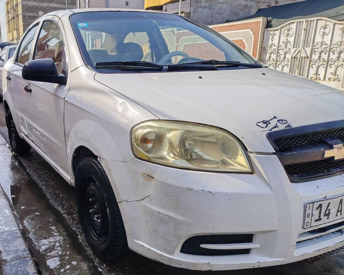 شفر افيو موديل 2011 اللون ابيض رقم انكليزي باسمي كير عادي محرك مفتوح نعمه من الله السياره *********** السعر 60
