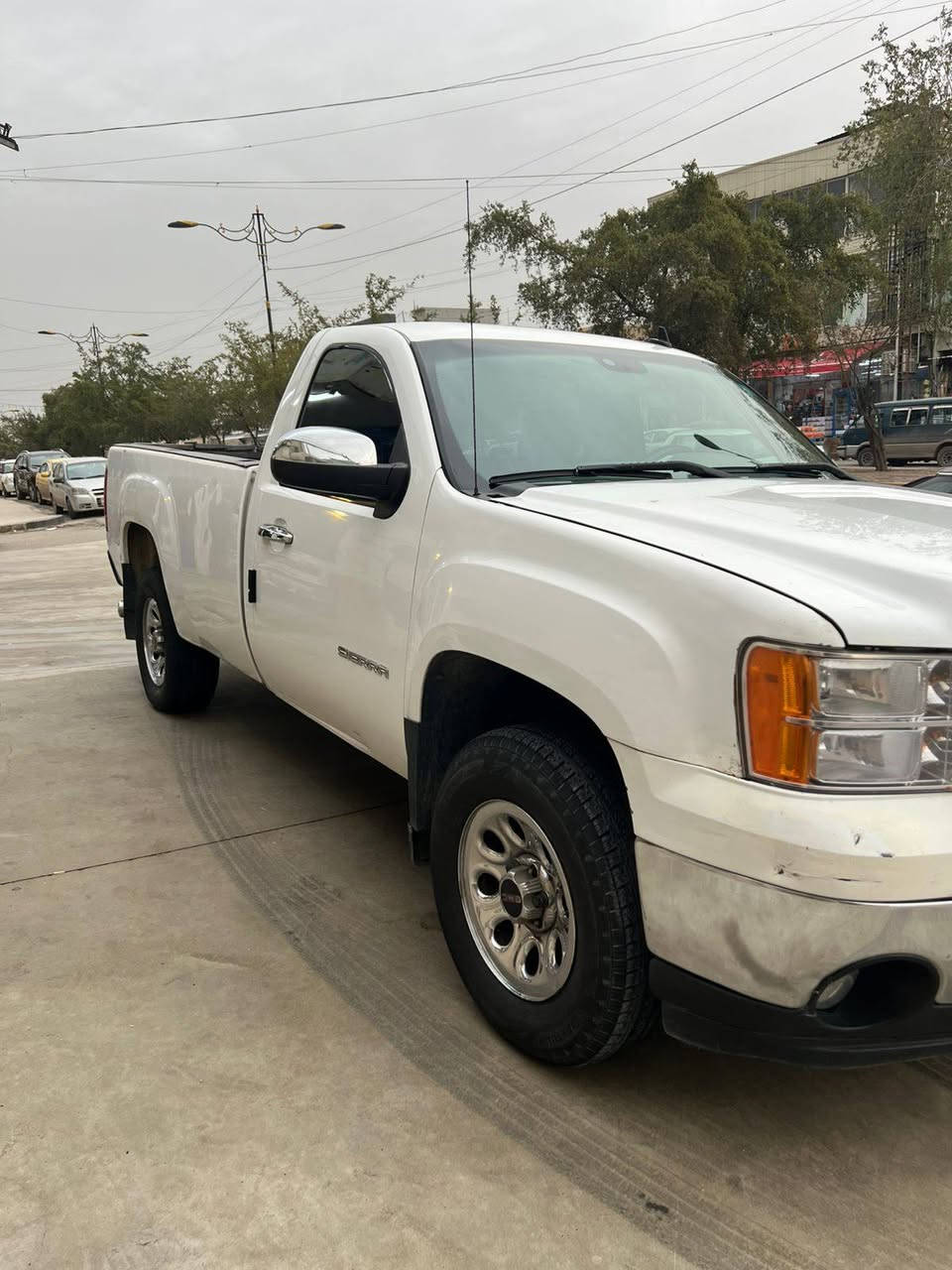 السلام عليكم جيمسي سيرا موديل 2011 مكينه 8 رقم نينوى سعر 125 قفل ***********
