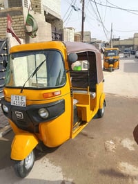 تكتك 20 لبيع رقم وسنويه السعر 6وربع المكان حي الكوفه 07739544251