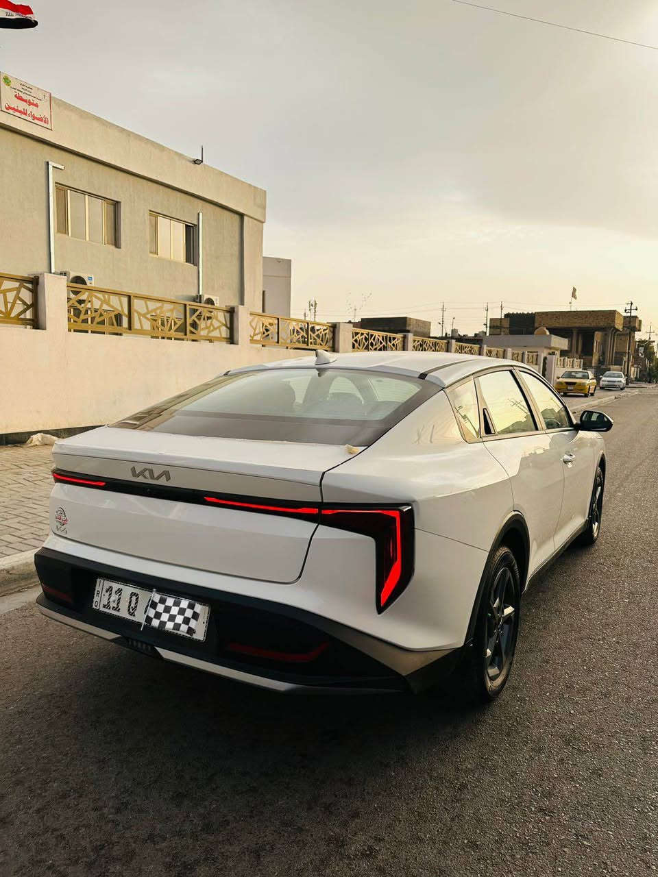 السلام عليكم K4 للبيع 2025
سياره خليجي بحاله الوكاله ماشيه 5 الف
رقم بغداد تحويل مباشر
مكينه 2000 
فول عدا فتحه والبصمه 
حساسات امامي خلفي تبريد قطعتين
كفاله عامه عدا بارد بطرف جاملغ 
الامامي والباقي بحالة الوكاله 
السعر 187
للاستفسار *********** البصرة, العراق
