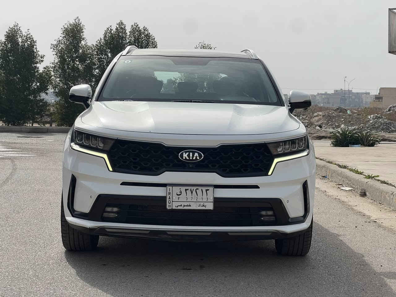 السلام عليكم 
للبيع (كيا سورنتو)
موديل 2021
وارد خليجي محرك 6سلندر
ماشيه 70 km
فوووول مواصفات للاخير 1/1
اعلى مواصفات بالسورنتو
السياره كفاله عامه من كل النواحي 
كلها ع وضع الشركه 
السعر 277. وبي مجال للاستفسار ع 
***********
 مكان السياره بغداد السيديه
