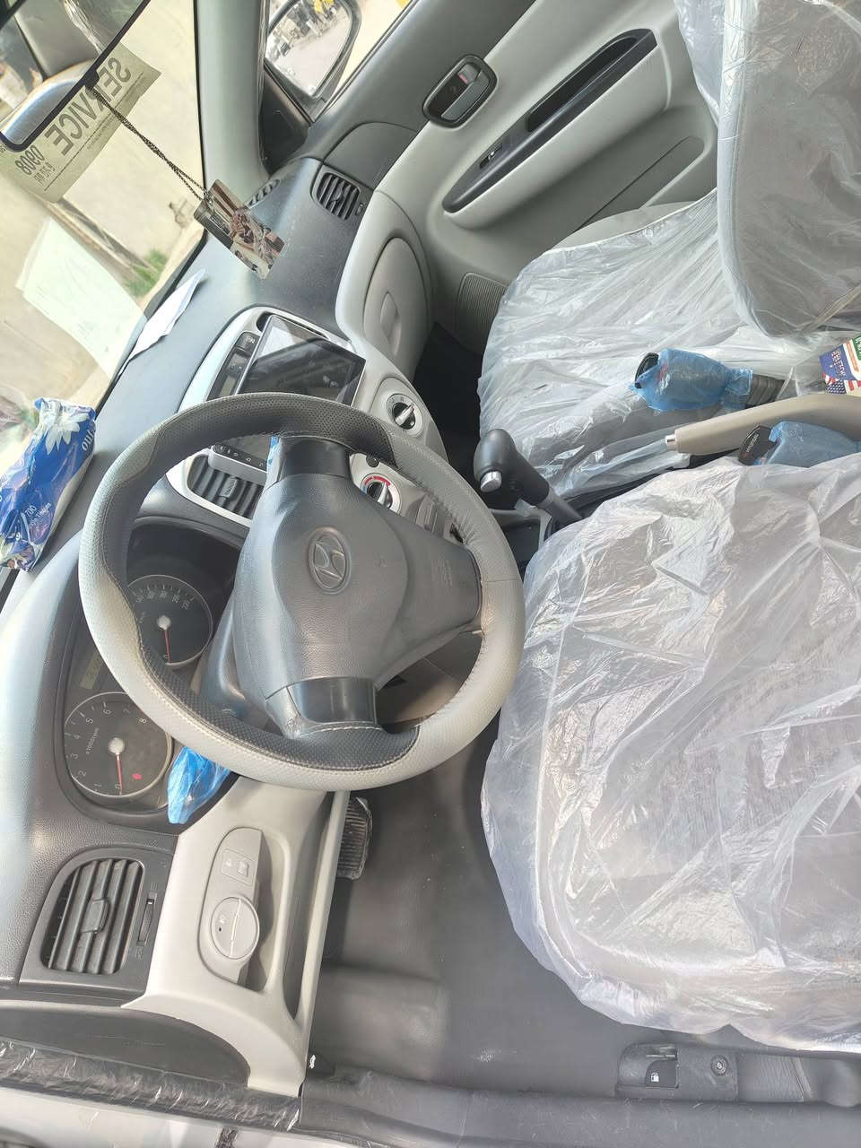 اكسن دبدوب موديل 2008محرك 16هزه جديدة رقم جديد مبدل جاملق اصلي مكان السيارة موصل الايمن كورك ***********اسيا ***********انتصال علاالرقم
