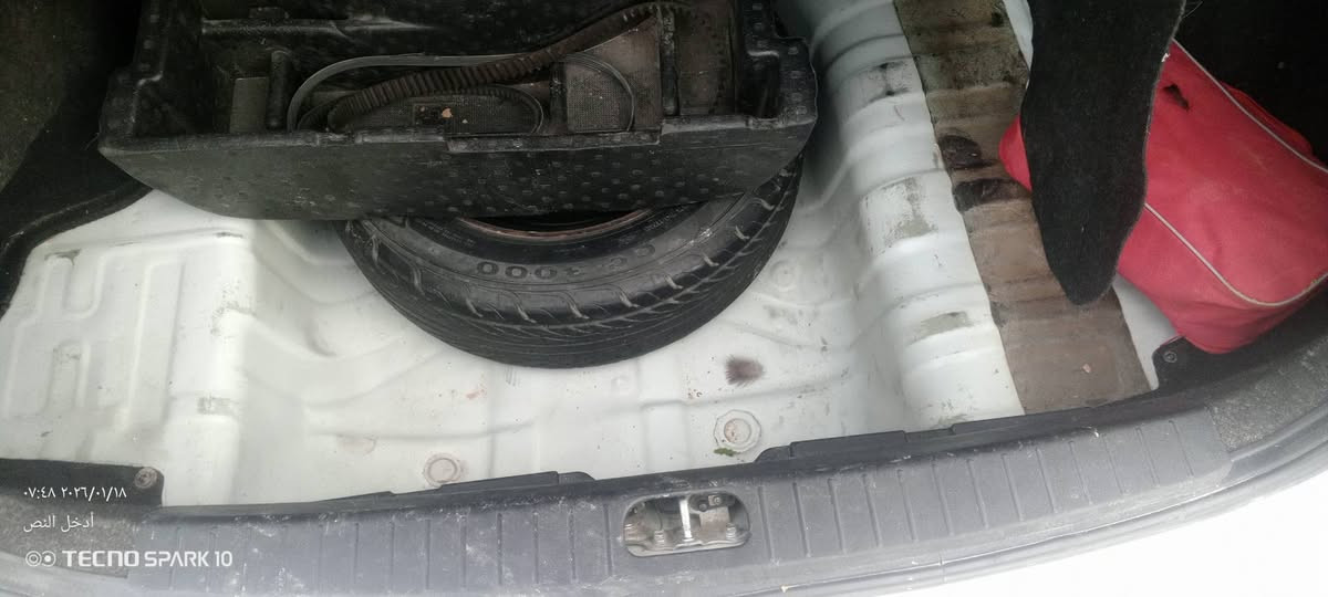 اكسنت دبدوب
موديل 2011 كير توماتيك رقم اربيل بسمي بدون ضرر فقط تبديل دعاميه الوره كوري
السعر 112وبيها مجال قليل 
للاستفسار الاتصال على الرقم ***********
او***********
