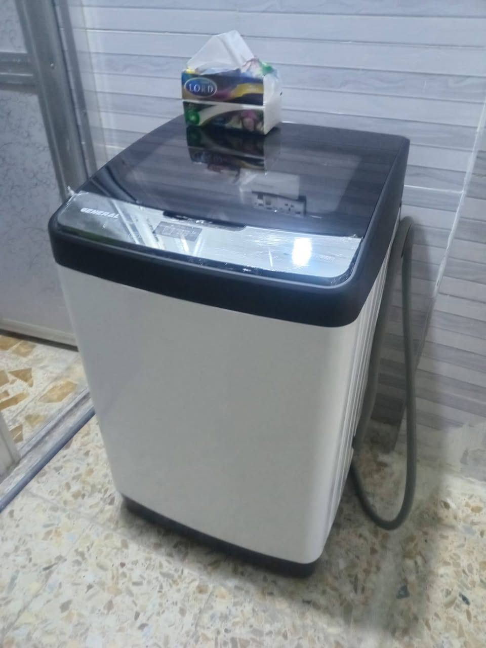 السلام عليكم اغراض بيت للبيع نظيفه كلش استعمال أيام قليله طباخ سعر 175وبي مجال ثلاجه سعر350وبيهه مجال كاونتر 3قطع200وبي مجال غراض كلهه غساله اوتوماتيك 18كيلؤ سعر 225وبيهه مجاجدد بلجيس عنوان بغداد مدينة الصدر***********
