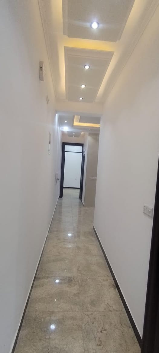 شقق للايجار زيونة محلة 716  كل شقة 100م كل شقة تحتوي 2 غرفة نوم استقبال مطبخ يوجد مصعد في البناية
***********
اتصال او واتساب
